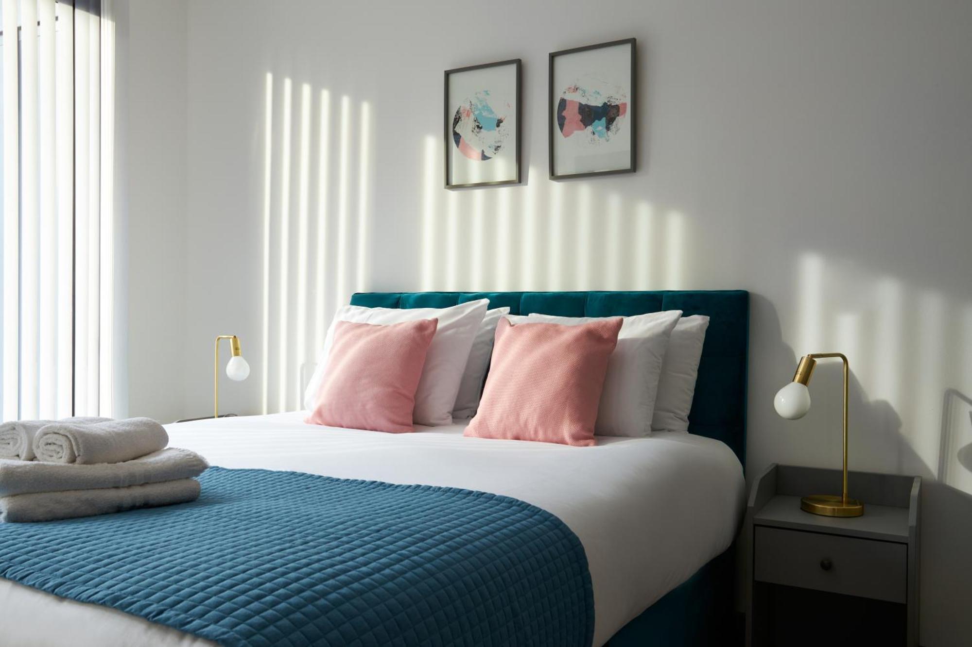 Canning Town By Viridian Apartments London Ngoại thất bức ảnh